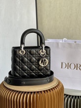 Lady Dior medium
