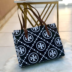 Tory totes