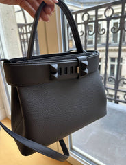 The Royal Carry With Box