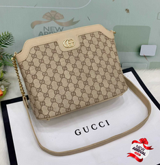 Luna crossbody