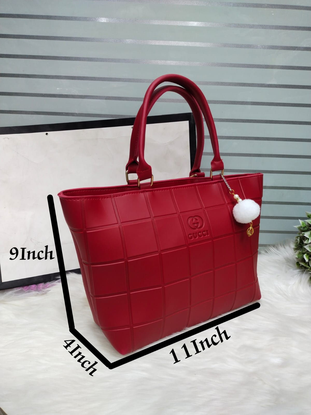 Gucci charm set