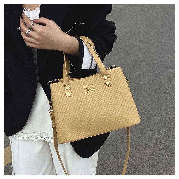 Min min Handbags for girls