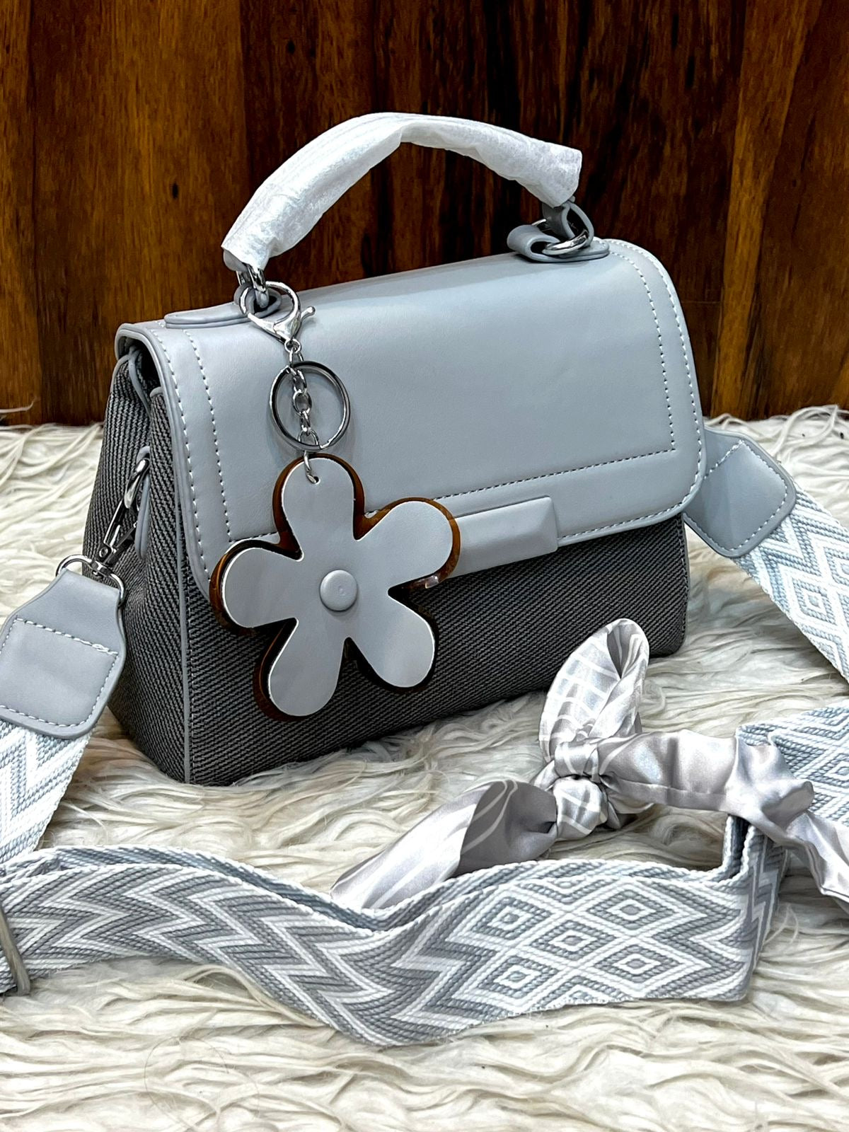 Dusk crossbody