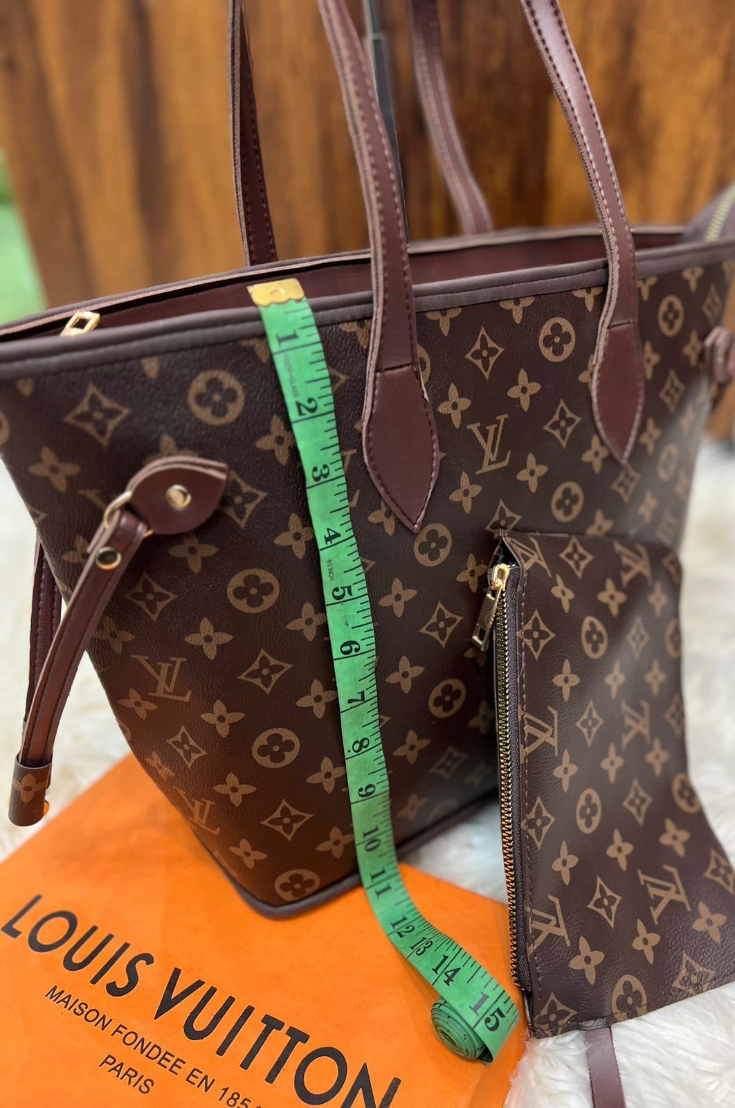Lv never full tote bag