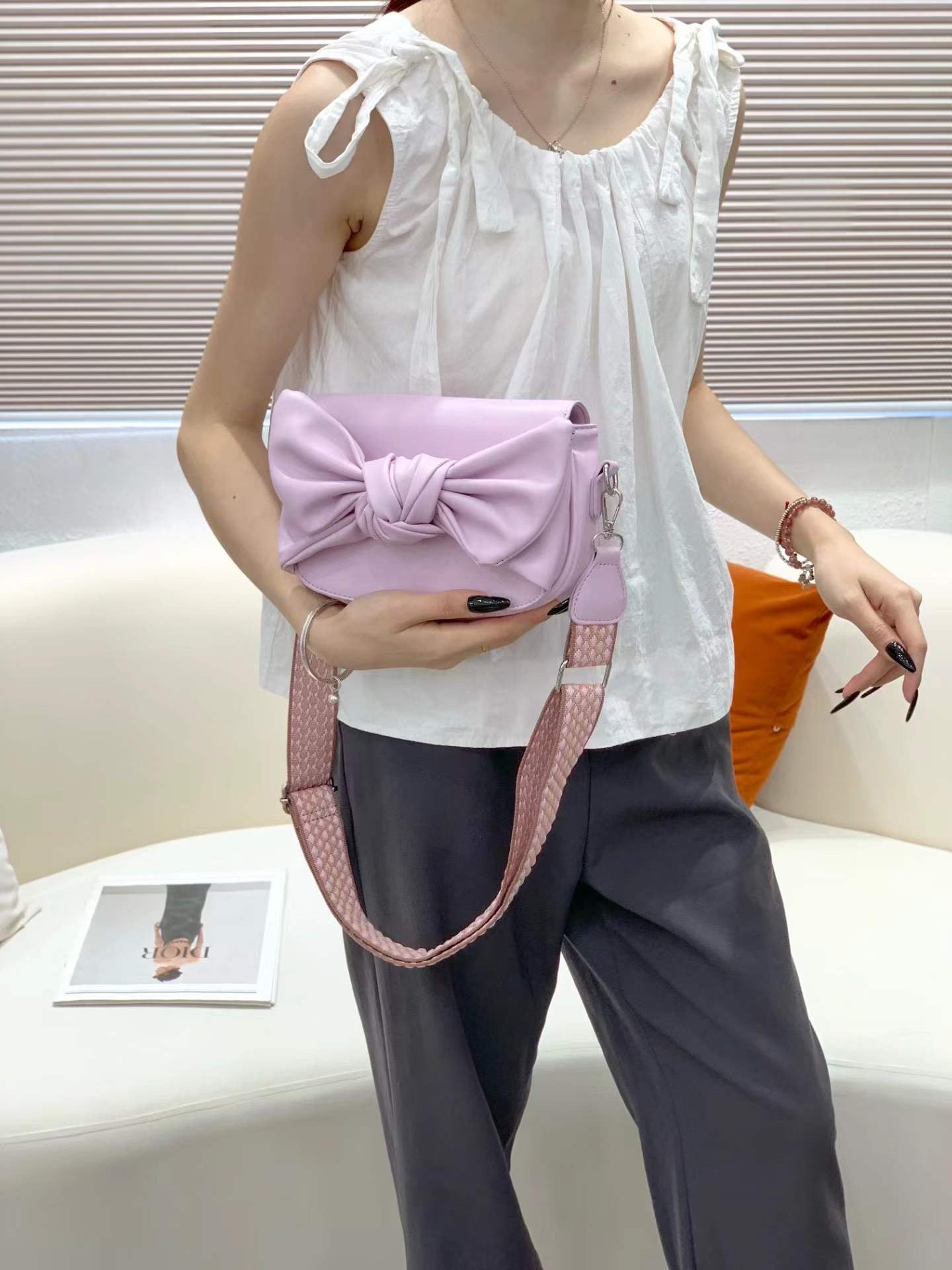 Bow bliss Crossbody bag