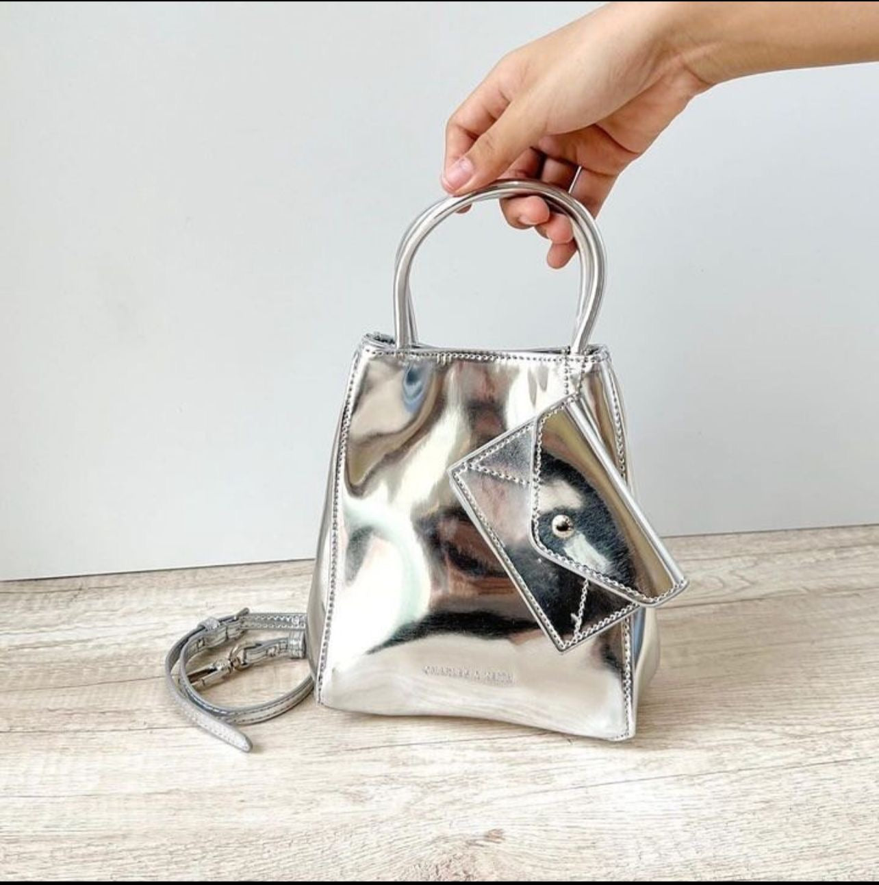 Matina premium Crossbody Bag