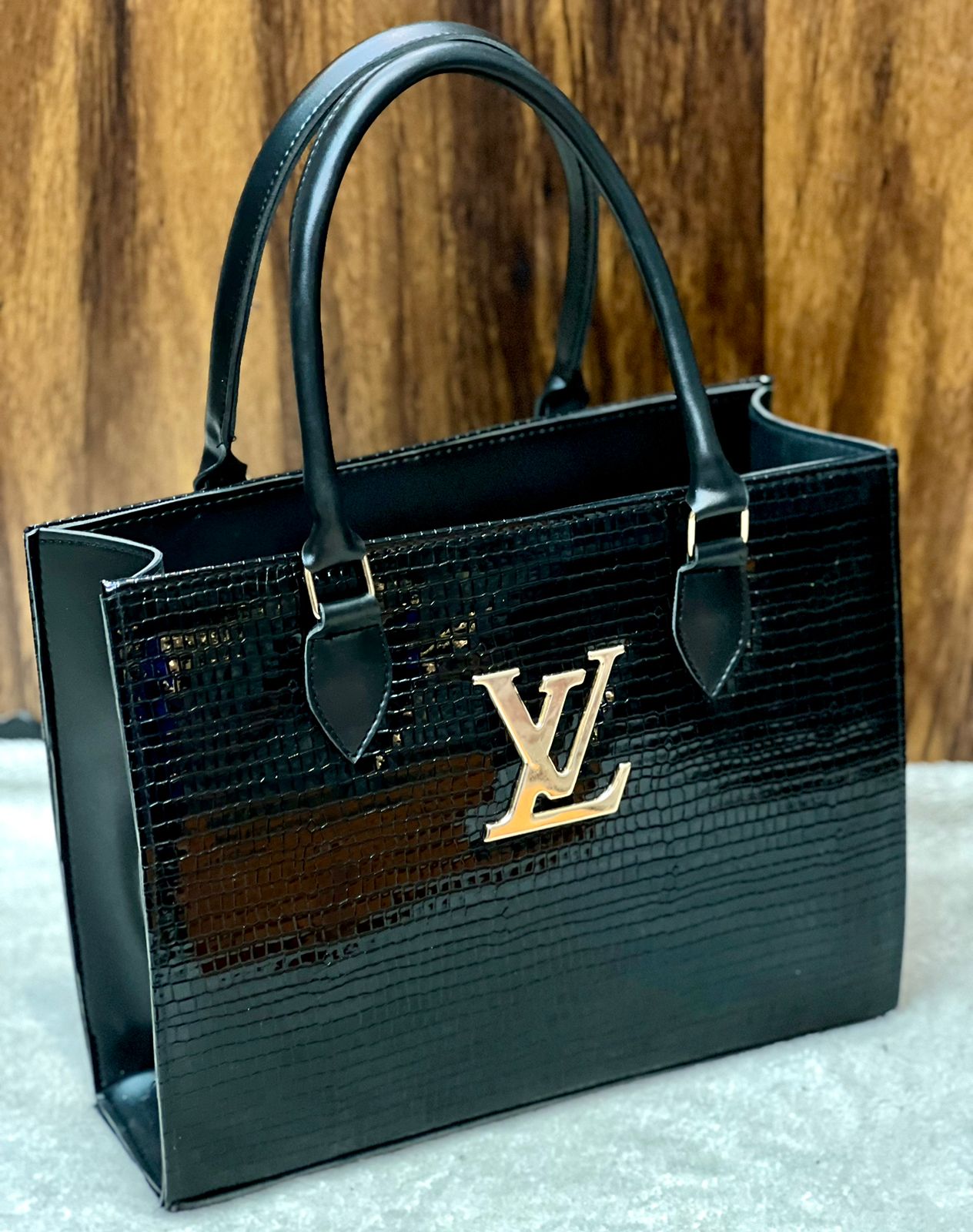Premium Crocodile Hand Bag (1)