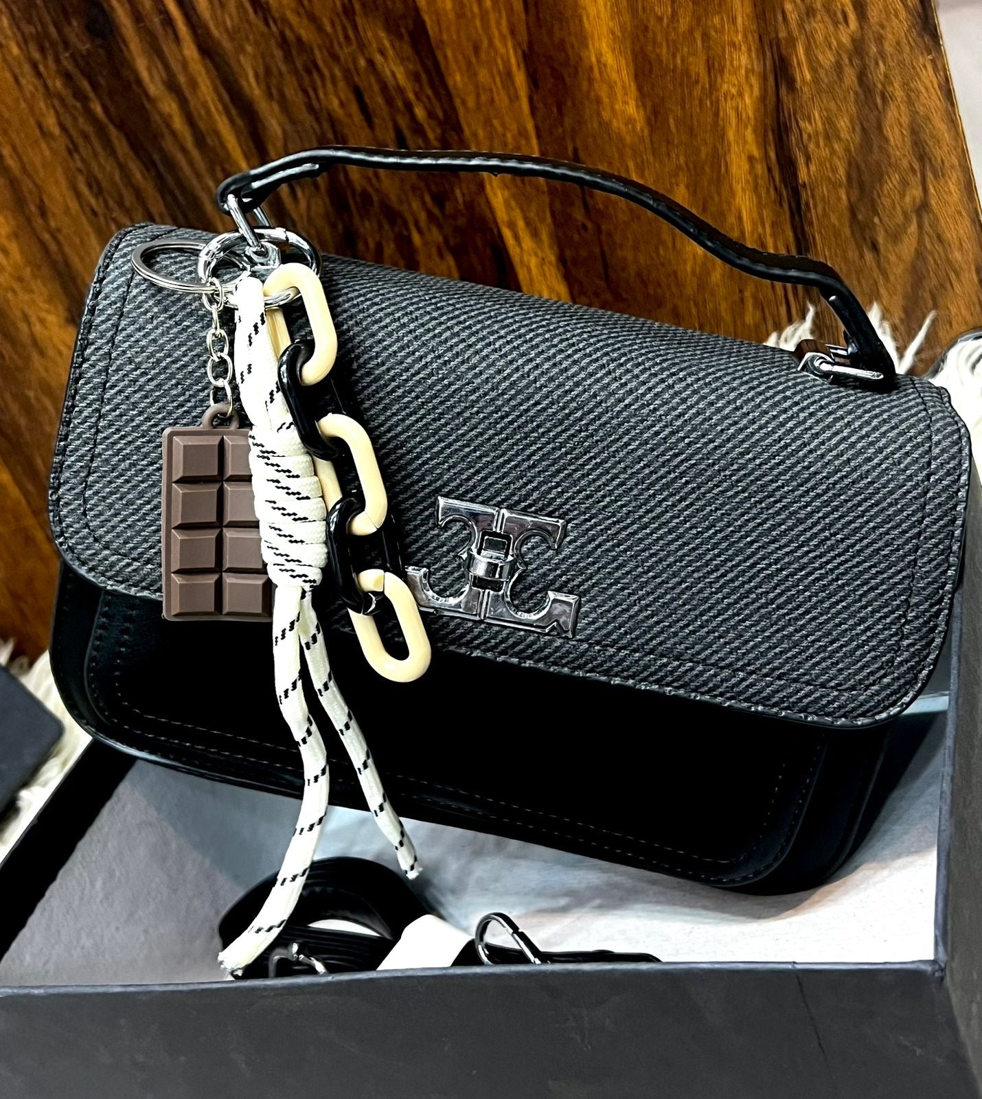 Claira Crossbody
