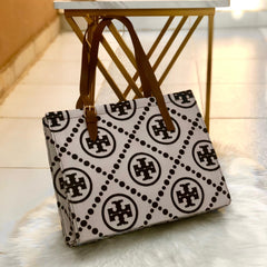 Tory totes