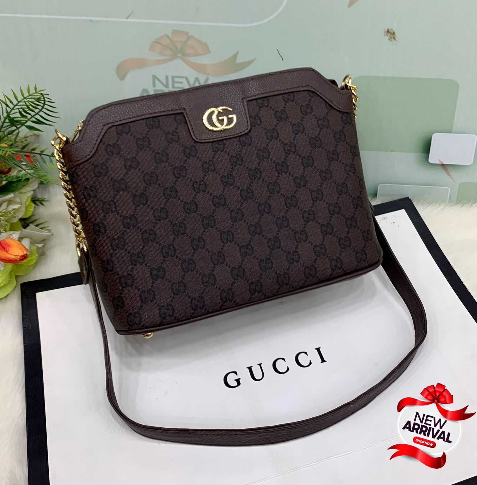 Luna crossbody