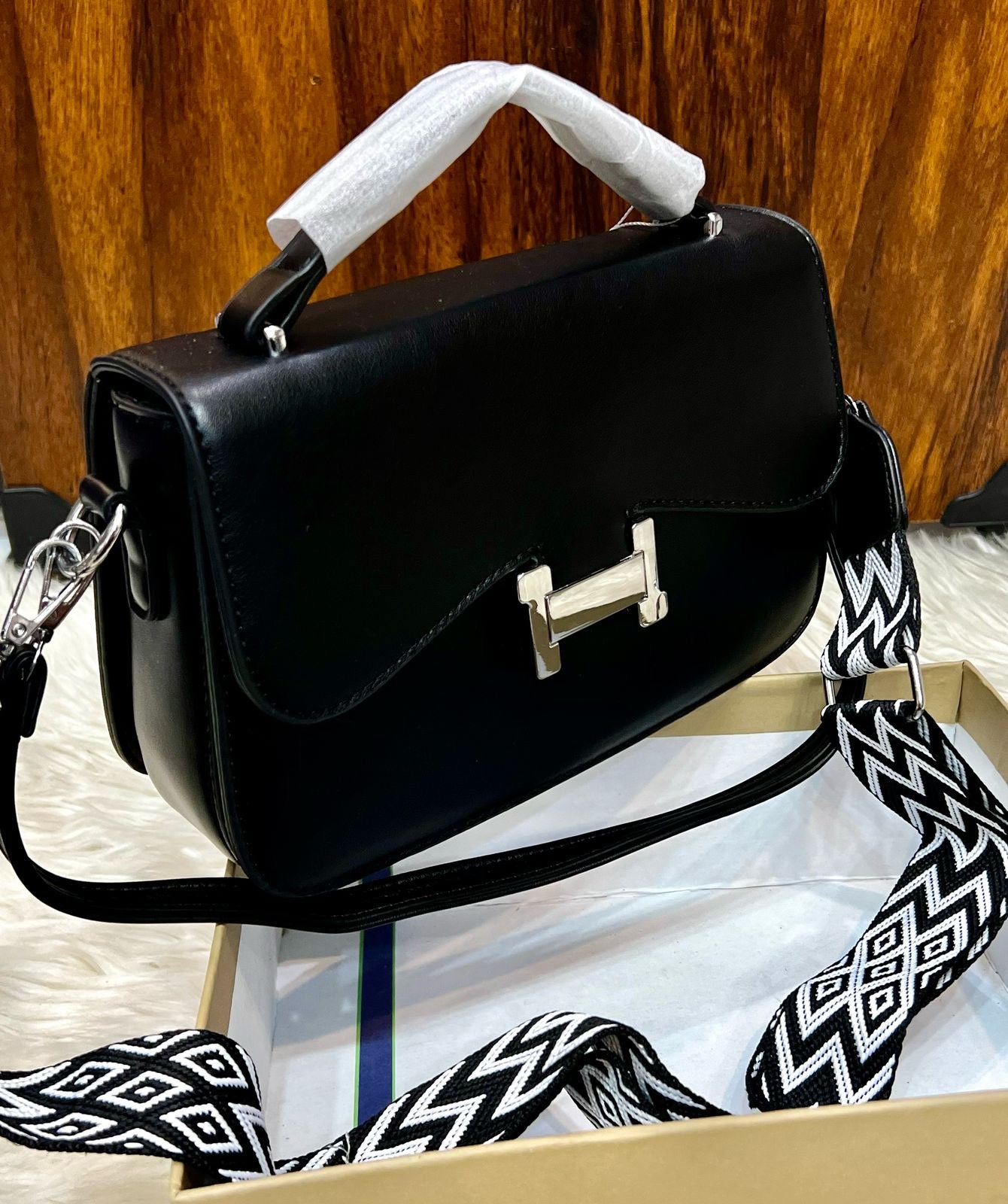 Sports crossbody