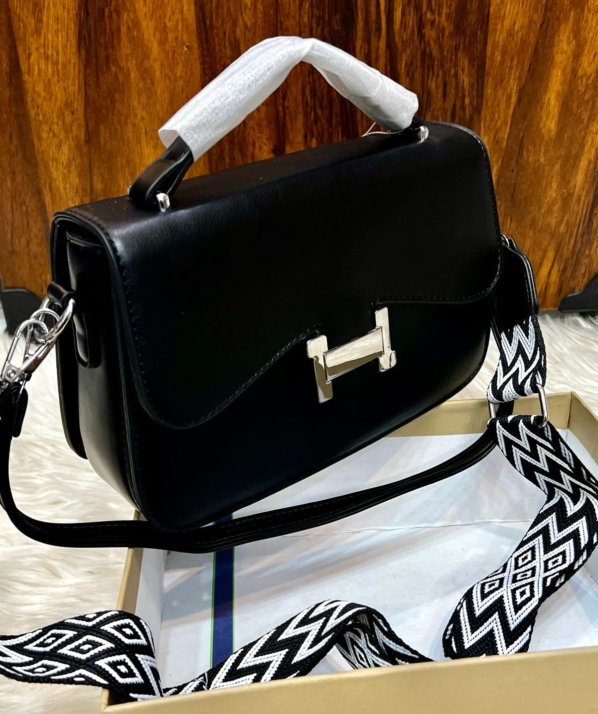 Sports crossbody