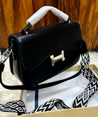 Sports crossbody