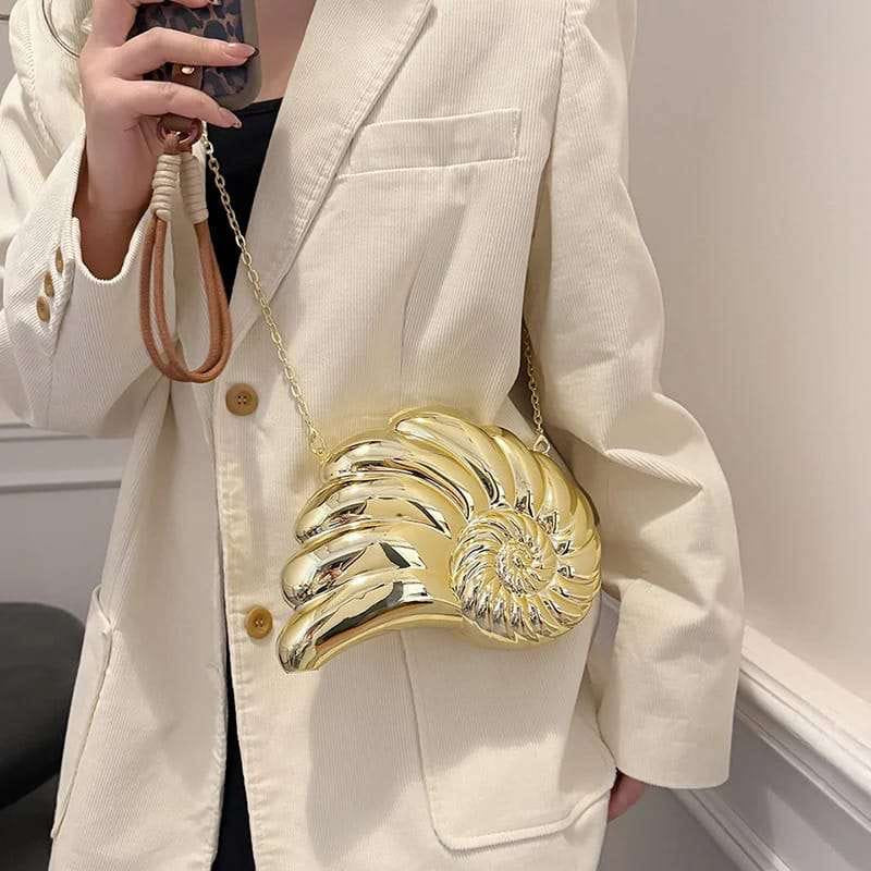 Metalic crossbody