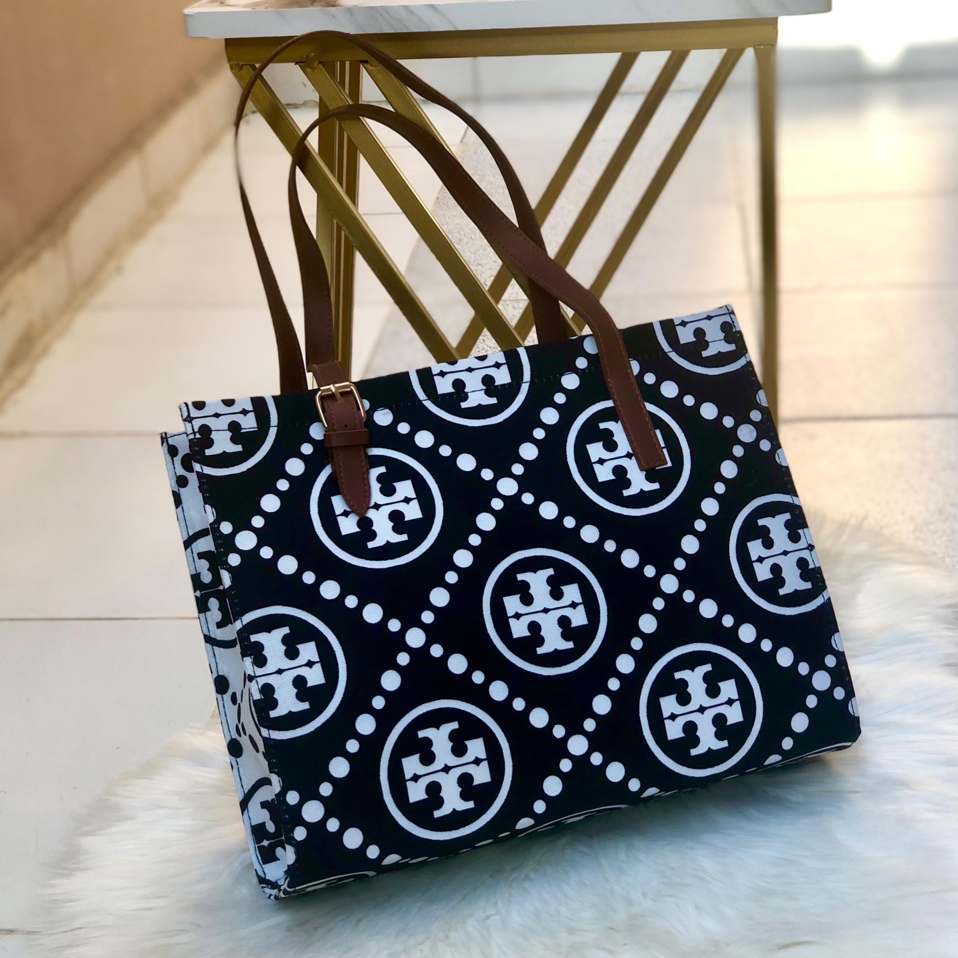 Tory totes