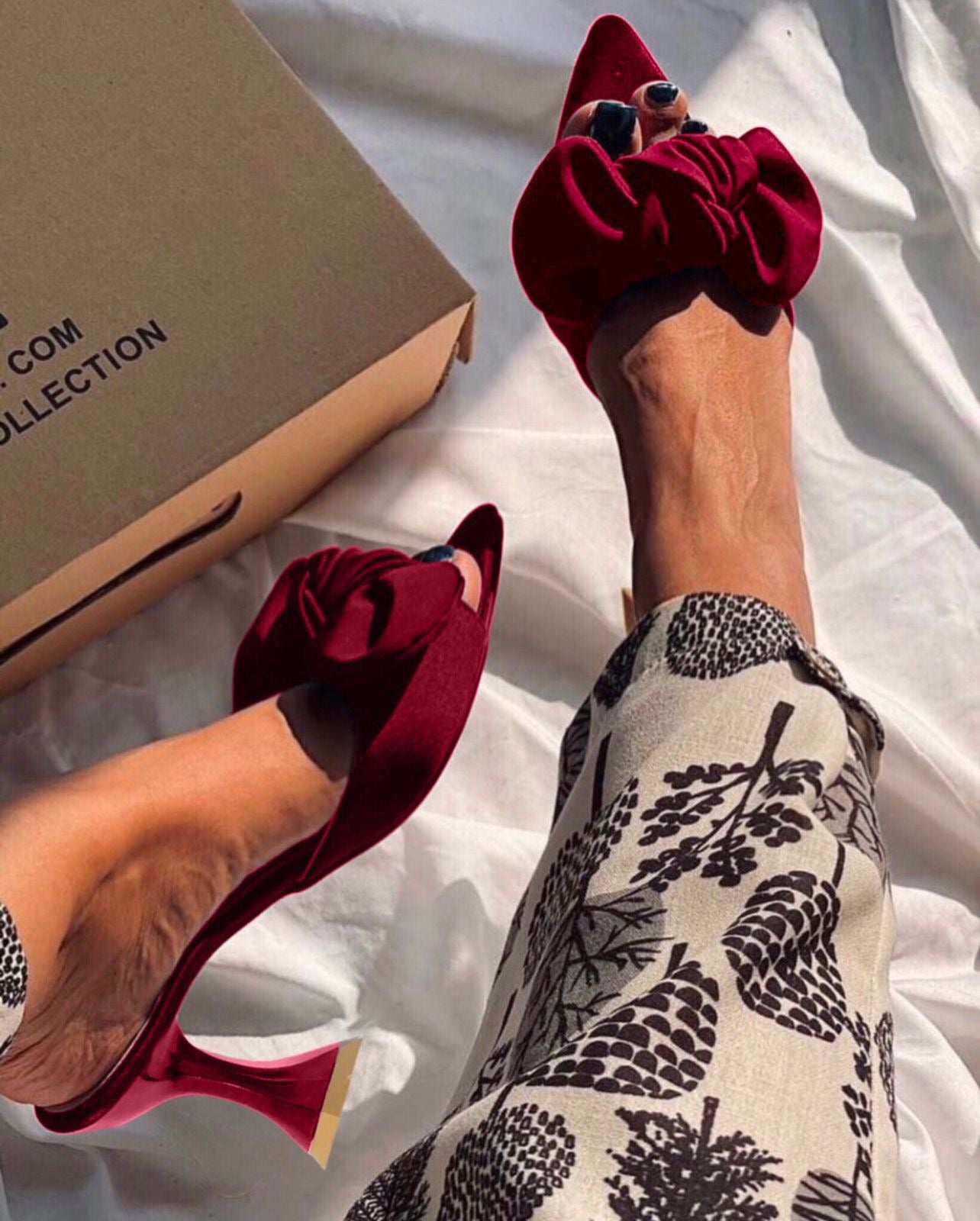 Jimmychoo bow