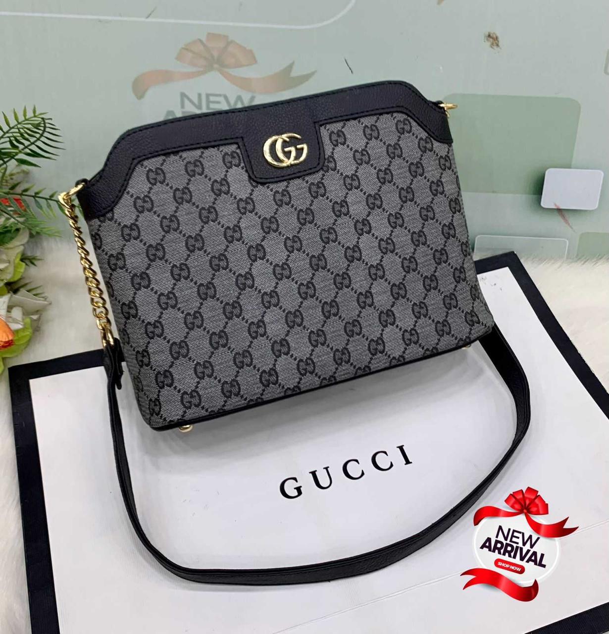 Luna crossbody