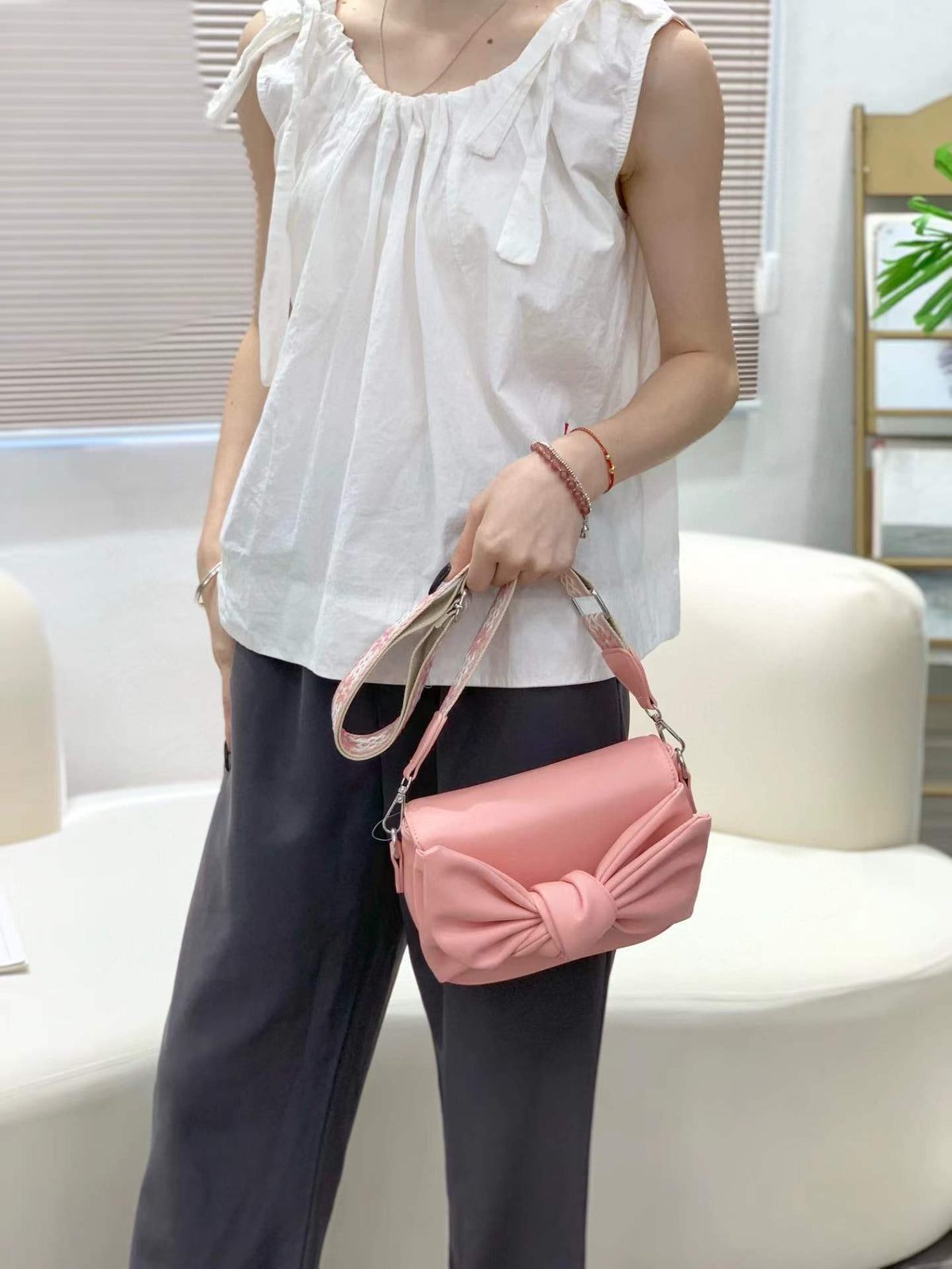 Bow bliss Crossbody bag