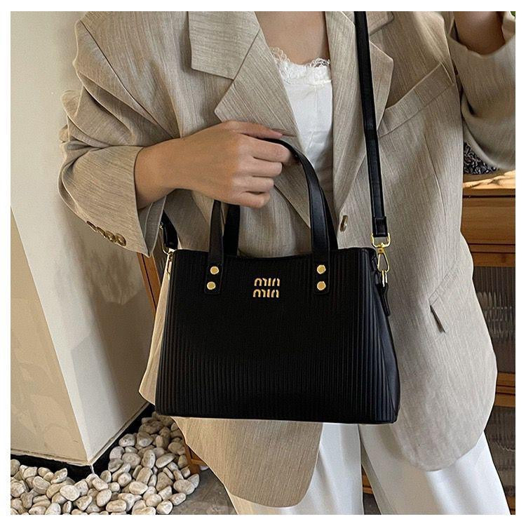 Min min Handbags for girls