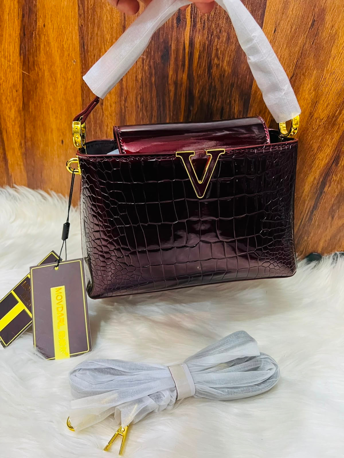 Elara Crossbody Bag