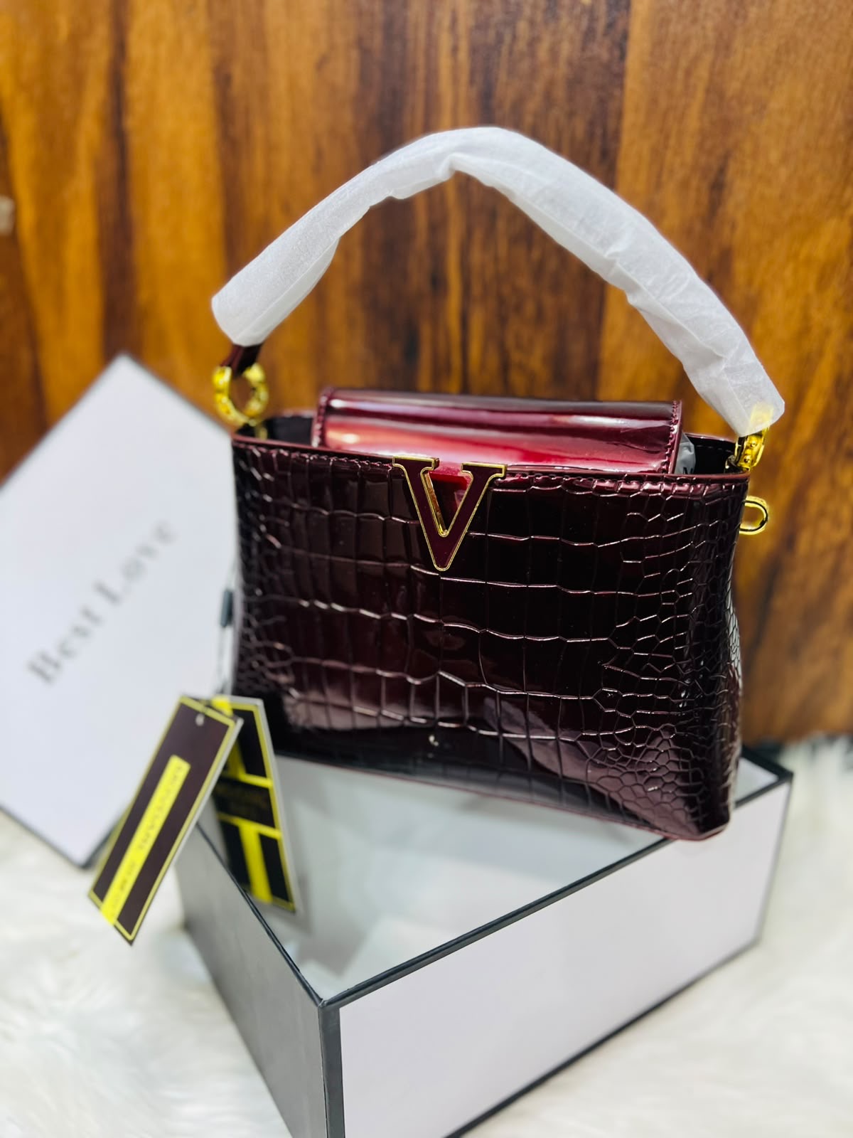 Elara Crossbody Bag