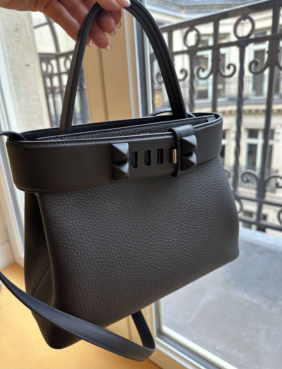 The Royal Carry With Box