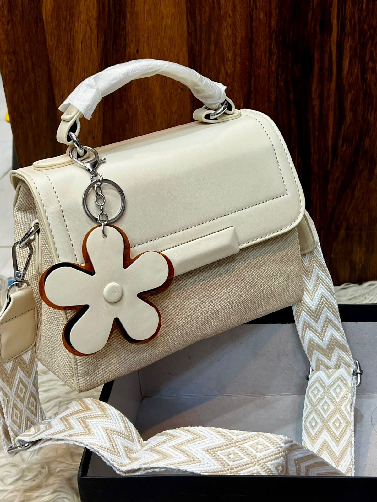 Dusk crossbody