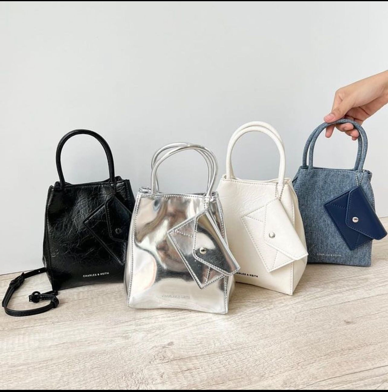 Matina premium Crossbody Bag