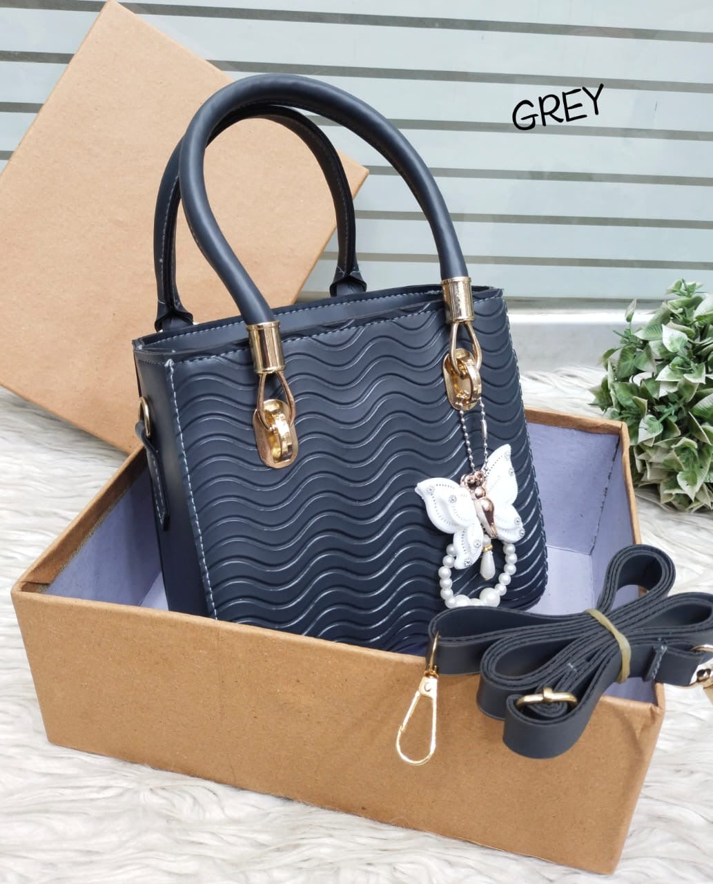 Style satchel