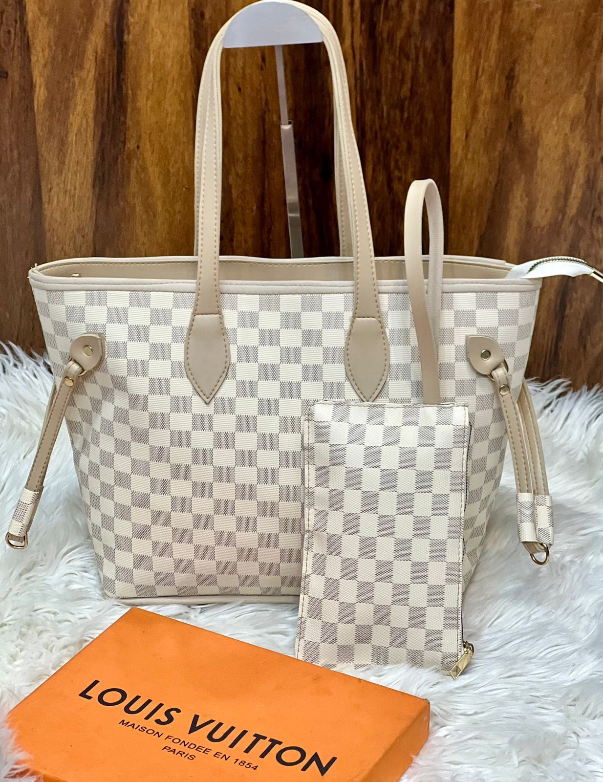 Lv never full tote bag