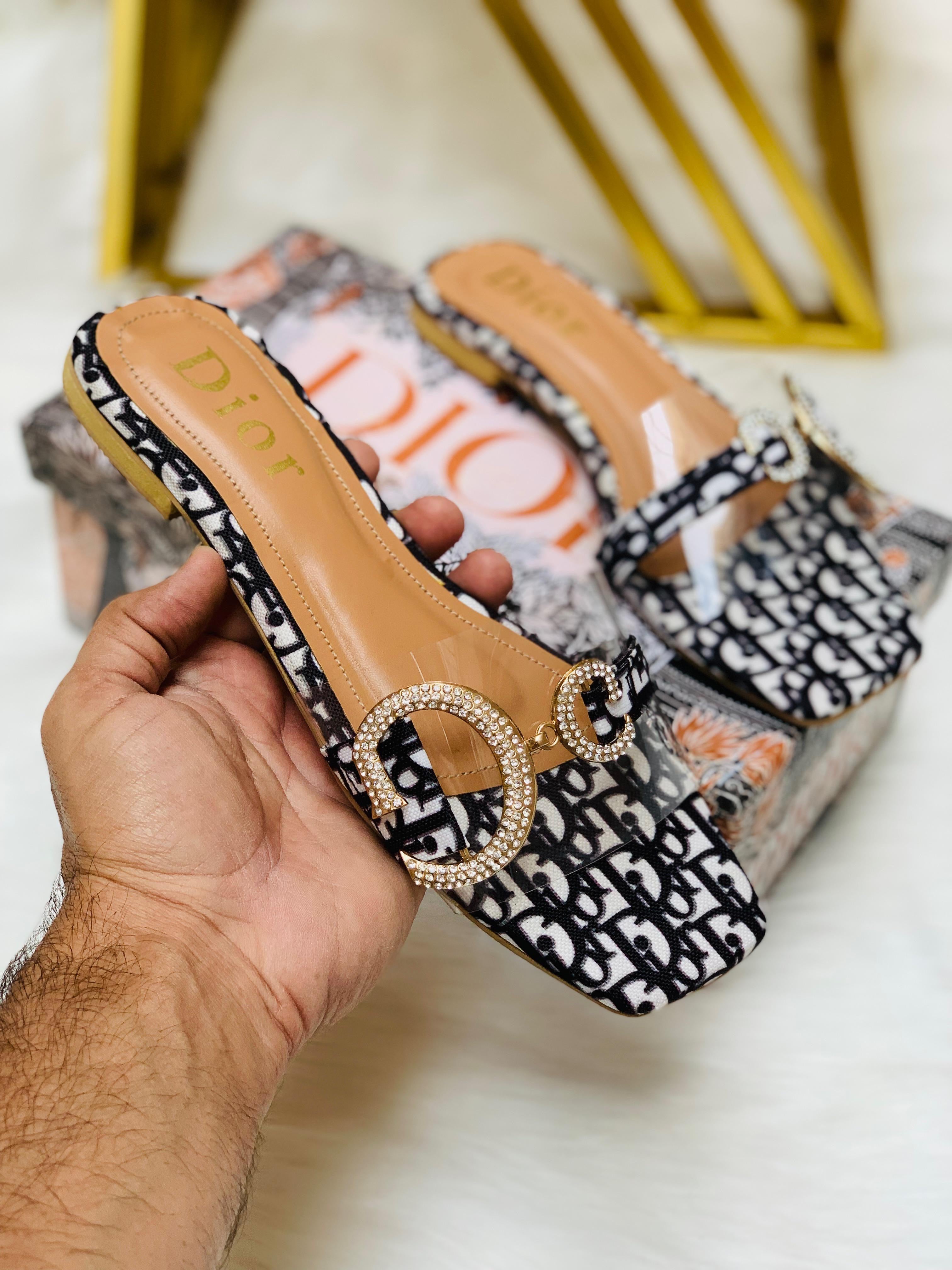Dior slides D shape buckle