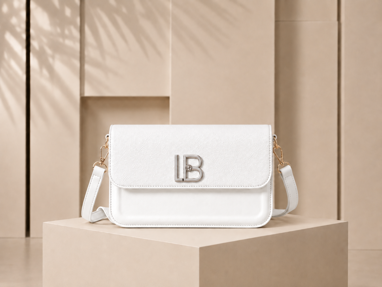 Velora Crossbody bag