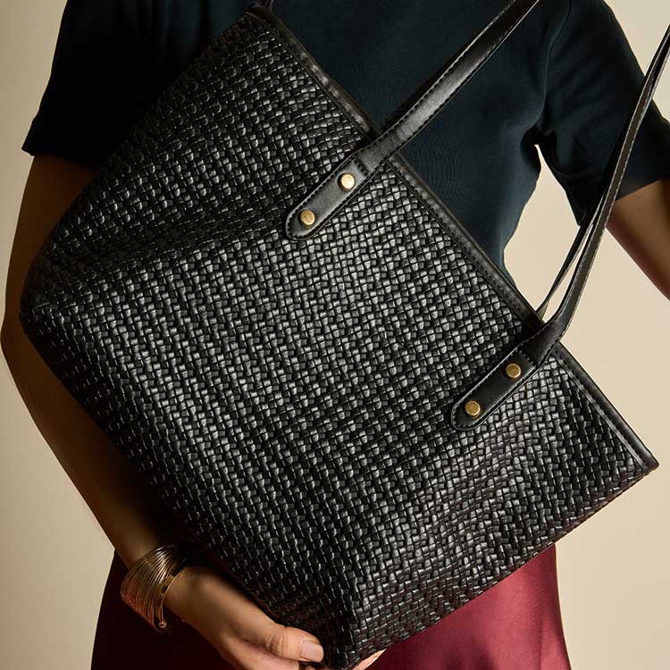 Allure tote bag