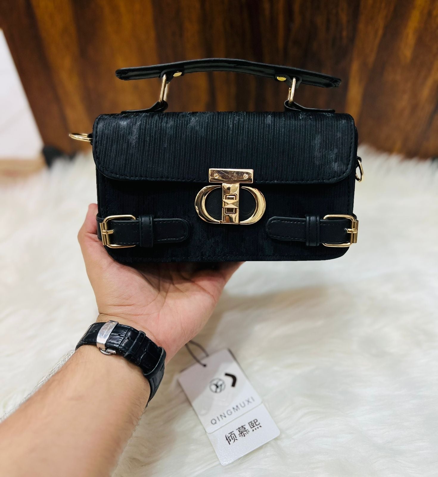 Bellabags Diva Crossbody Bag