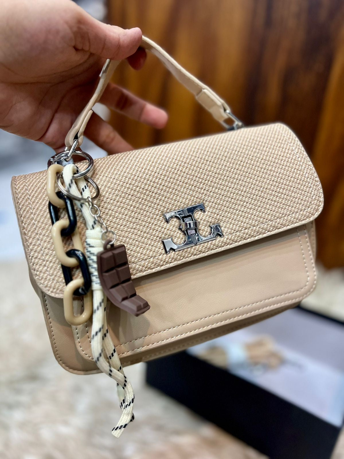 Claira Crossbody