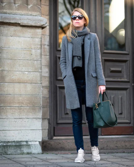 Allure tote bag