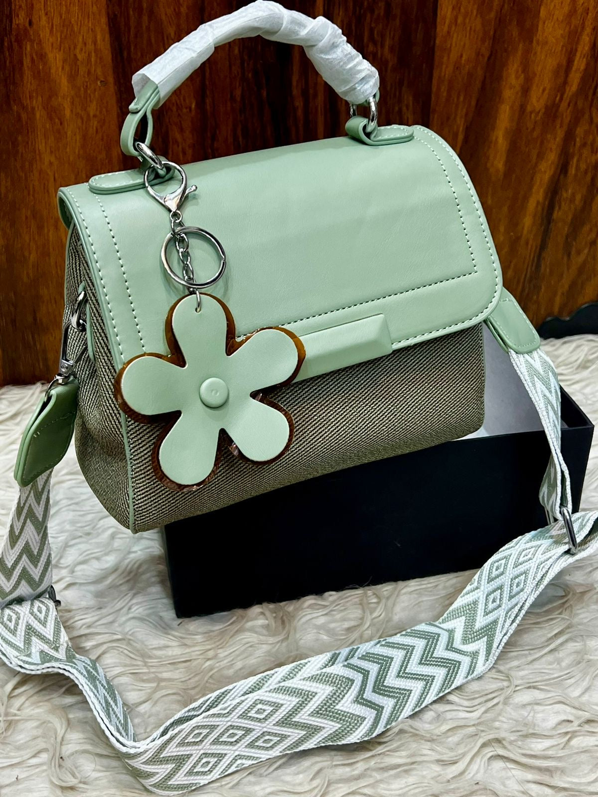 Dusk crossbody
