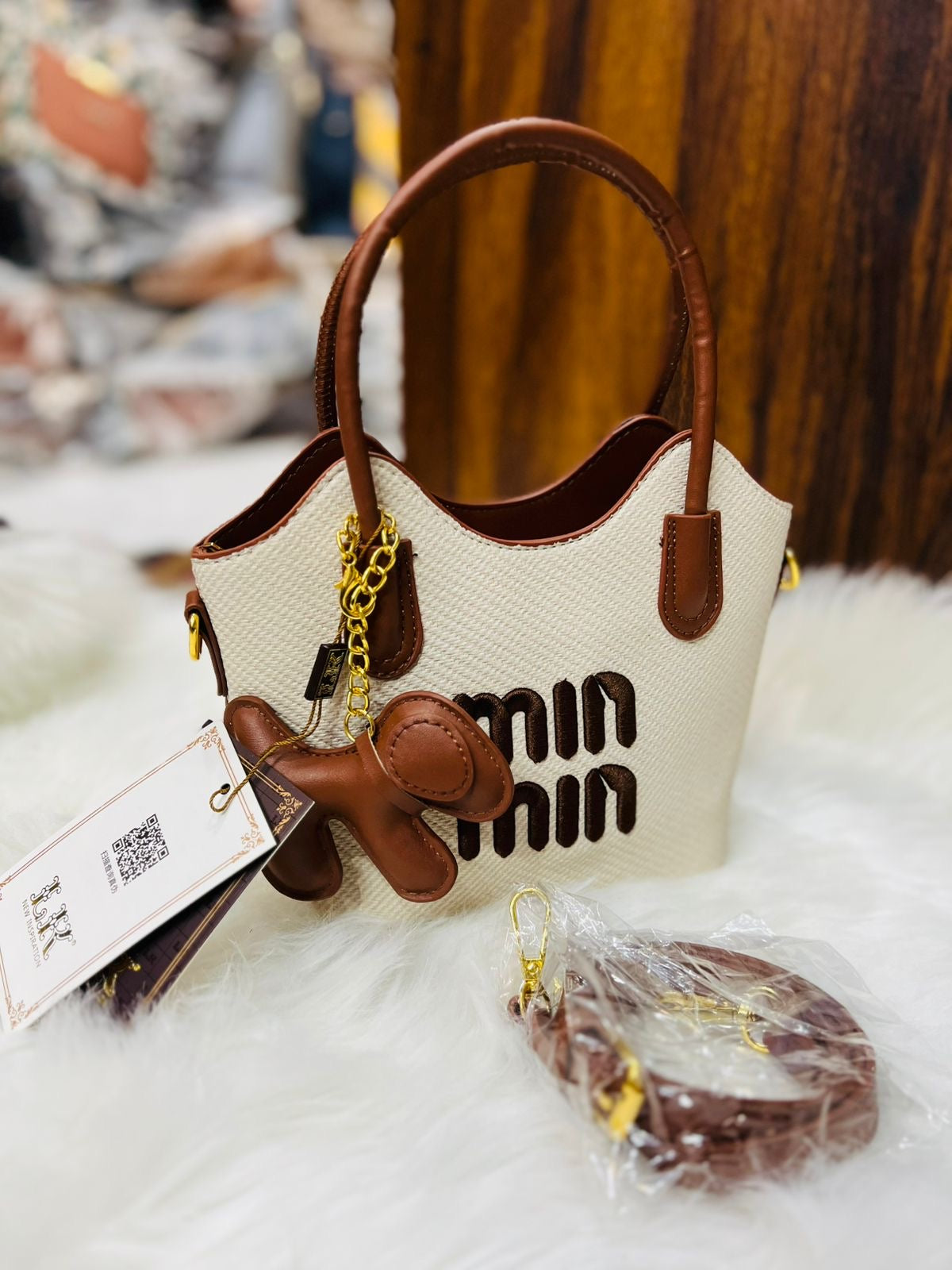 Min Min Crossbody For Girls