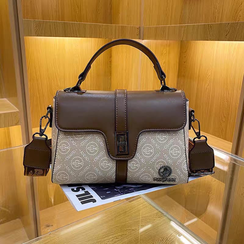 Aurika Crossbody