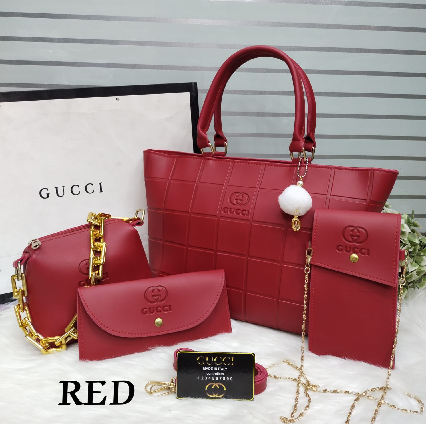 Gucci charm set