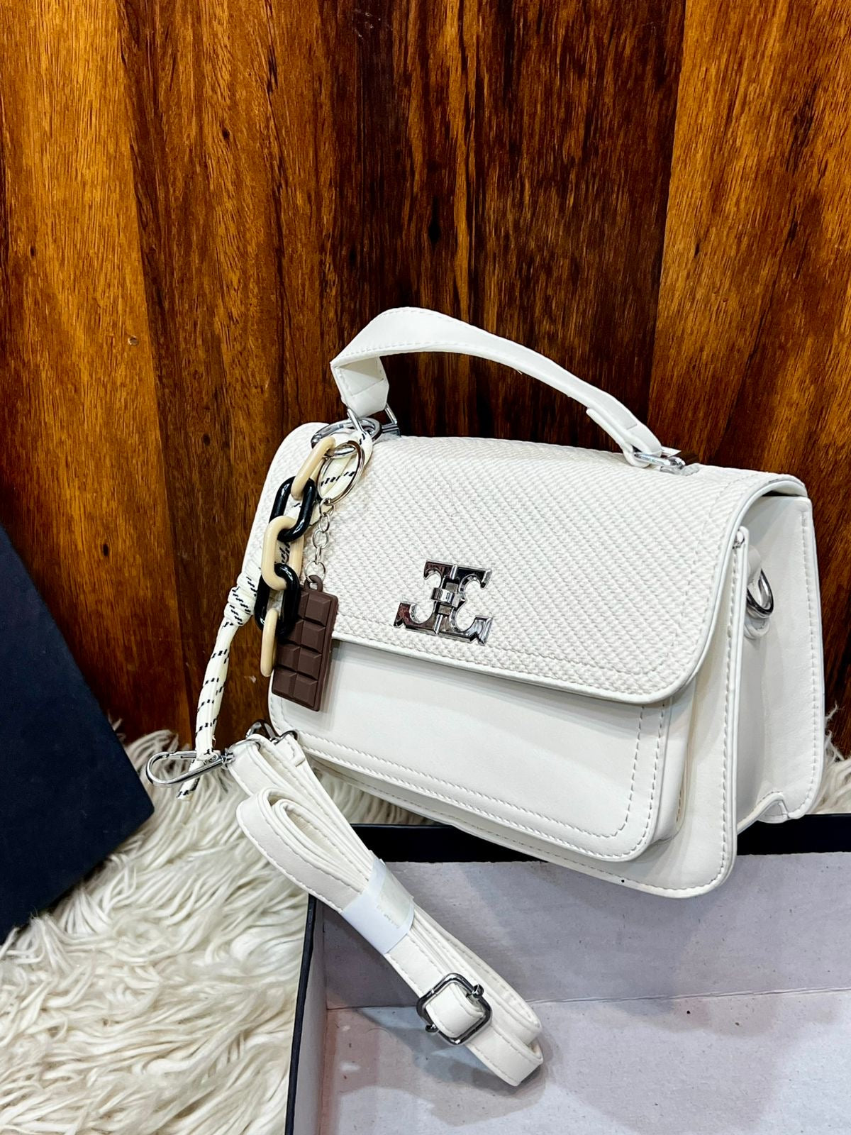 Claira Crossbody