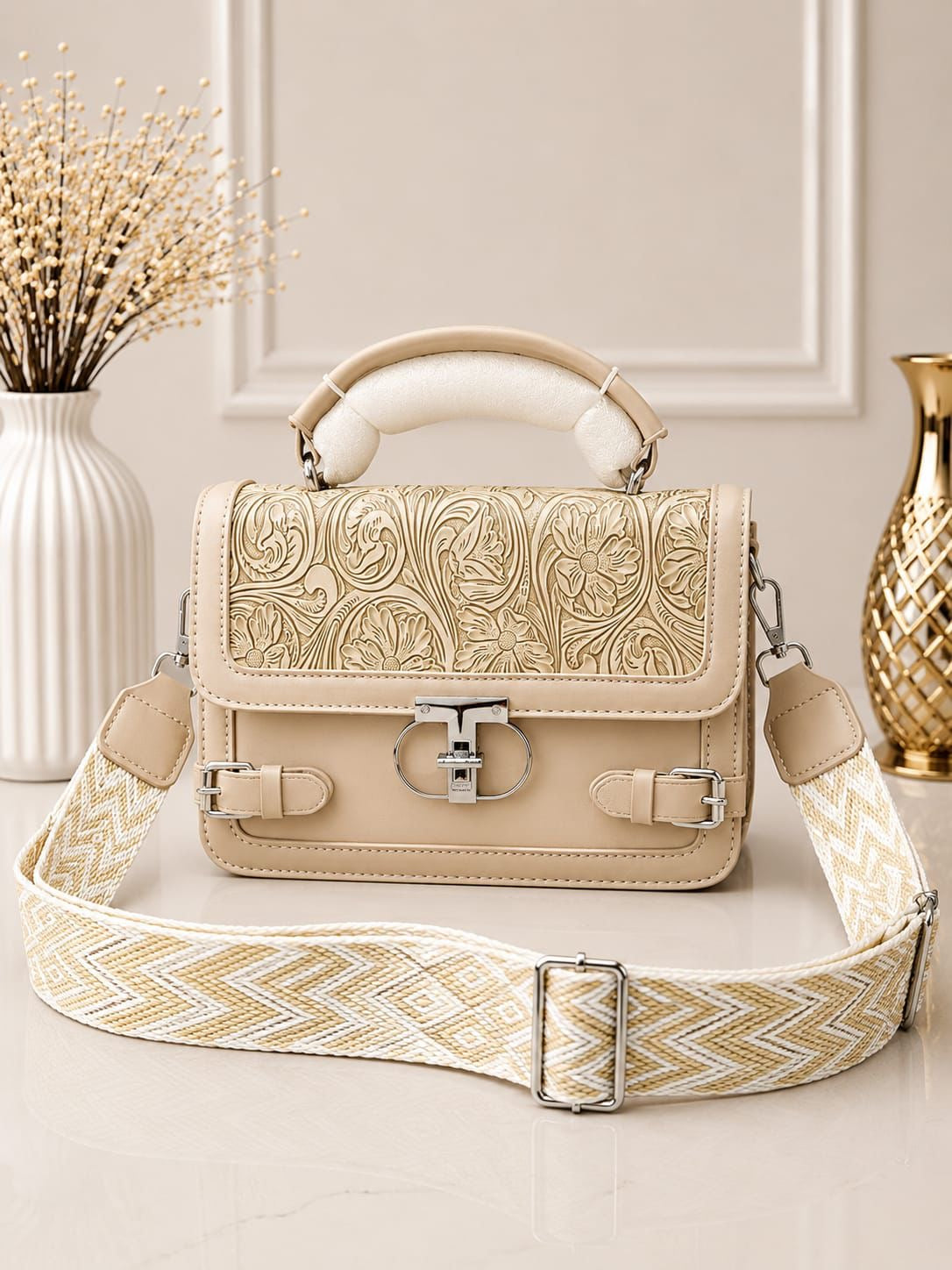 Bellabags floral Crossbody Bag