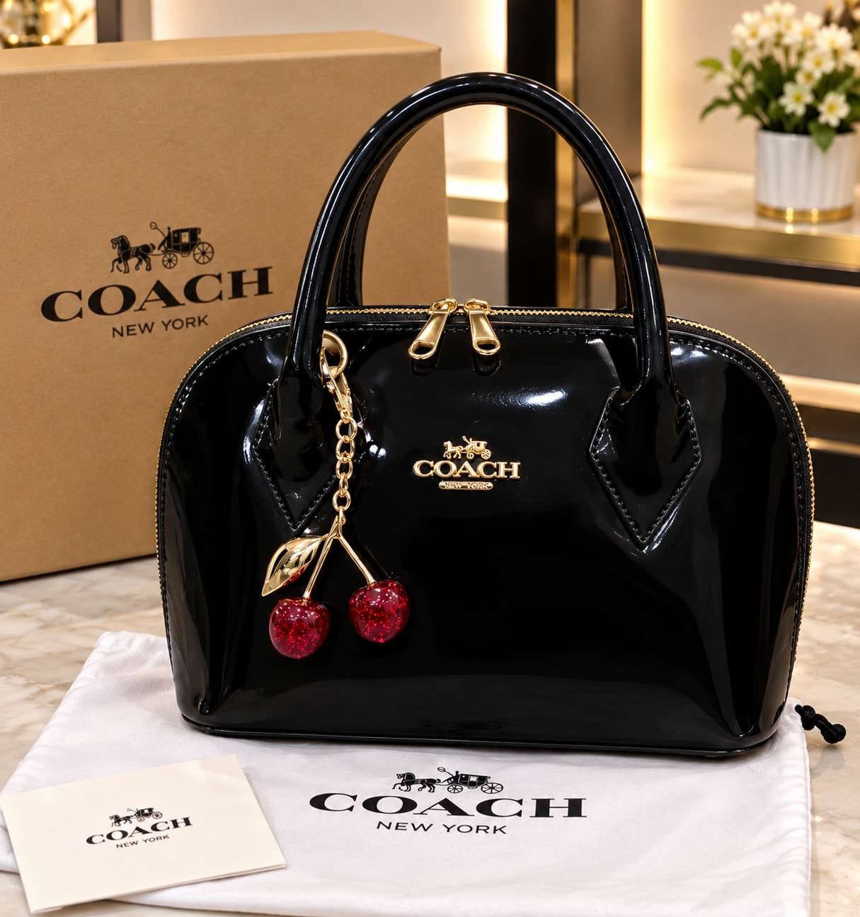 Mila Classic Handbag