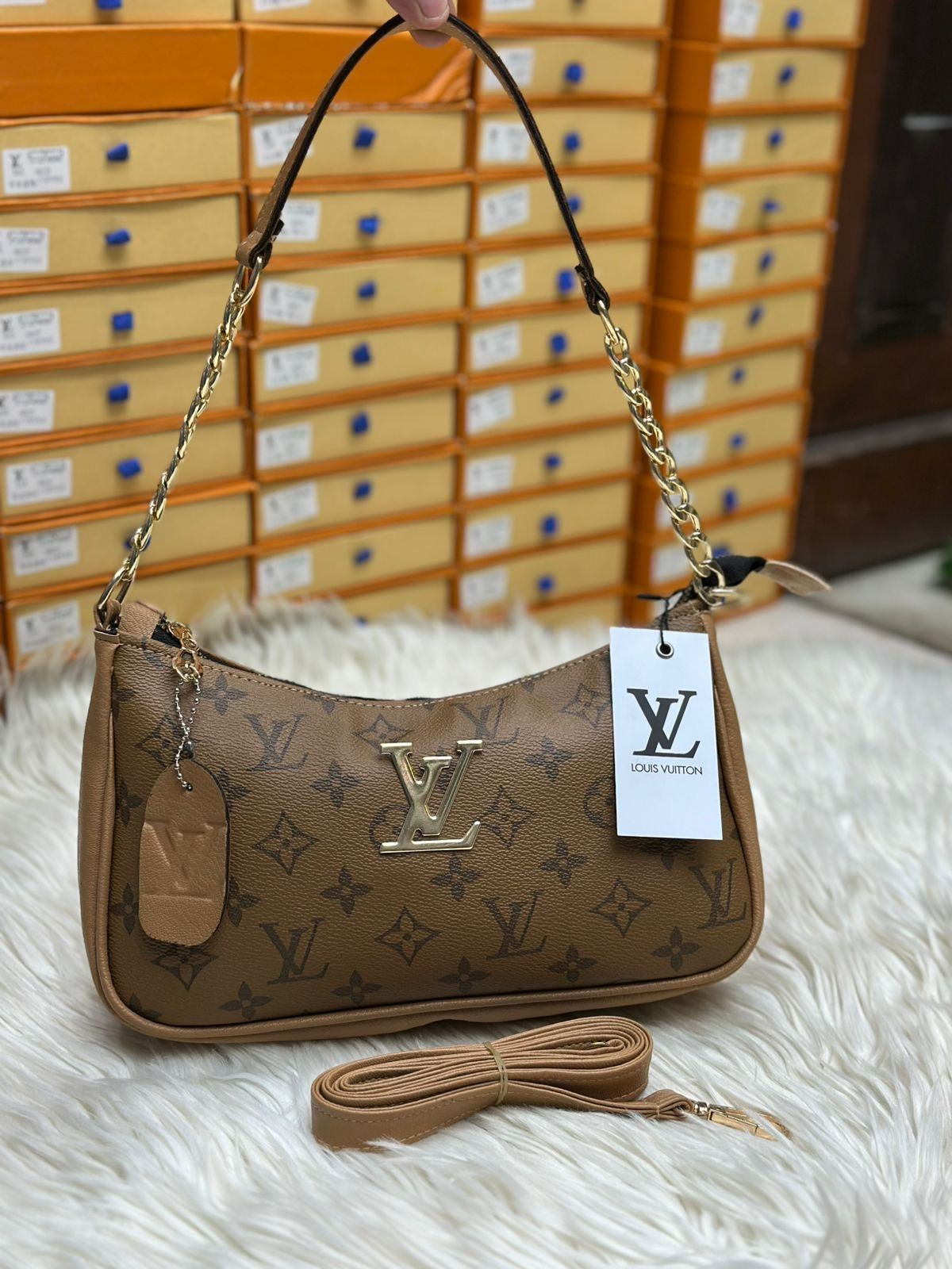 Lv Teri crossbody