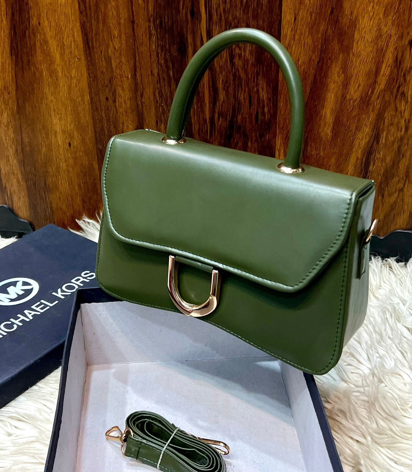 Bella Crossbody
