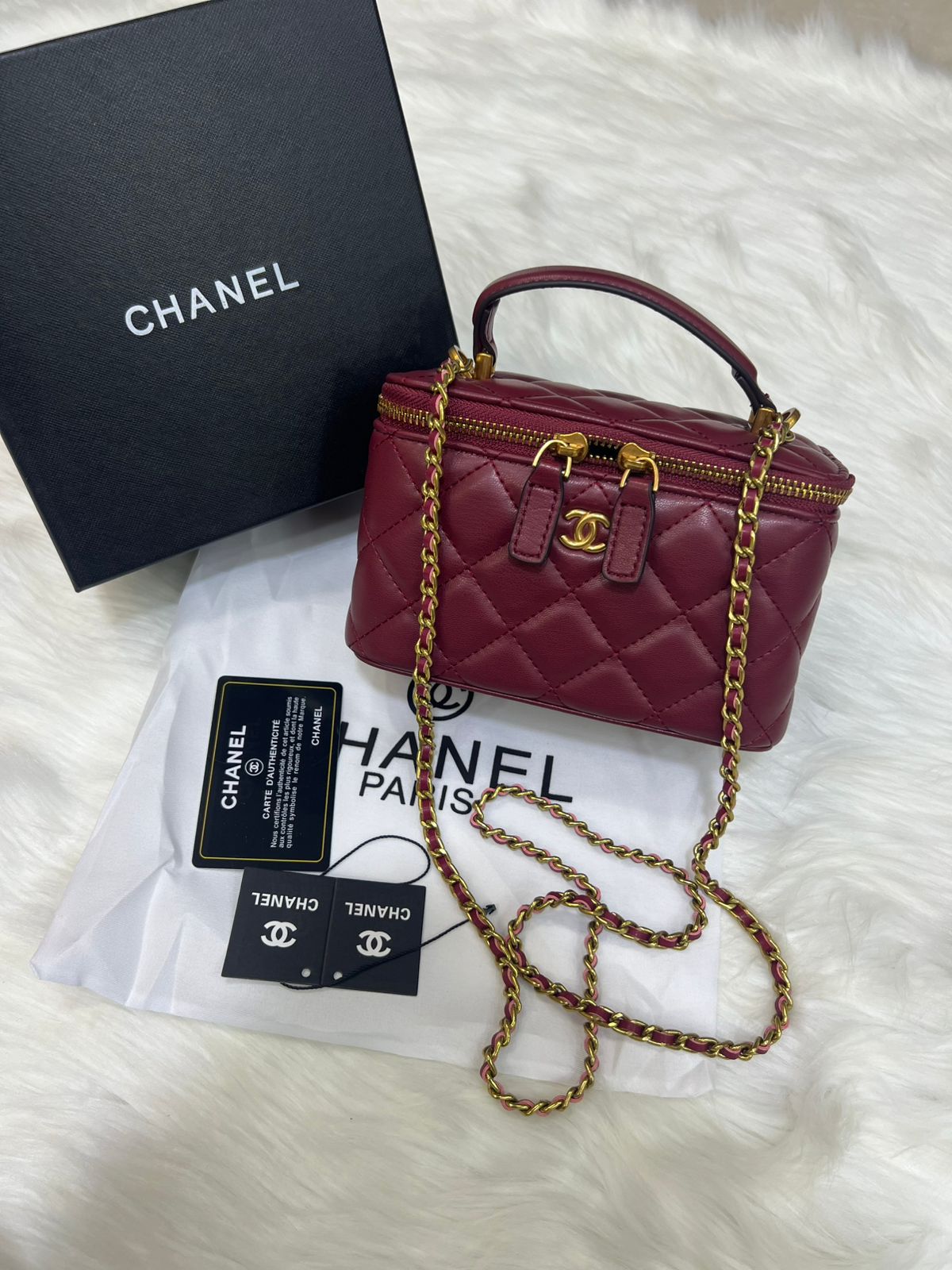 Chanel vanity Bag For Girls
