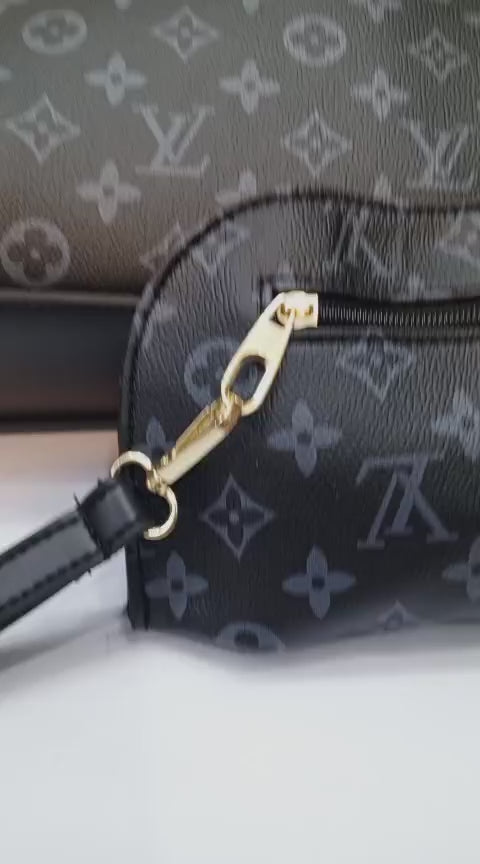 Trendy totes